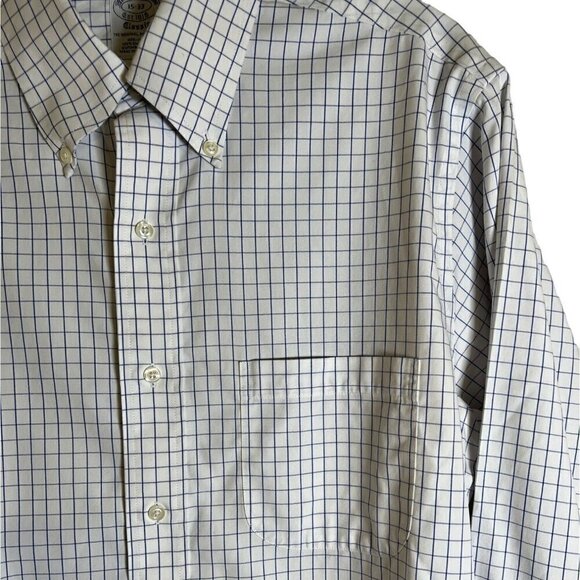 Brooks Brothers Men's Classic Blue & White Striped Shirt Size 15 Neck/33 Length - Picture 3 of 10